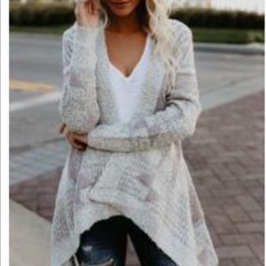 NWT VICI Dolls asymmetrical hem sweater